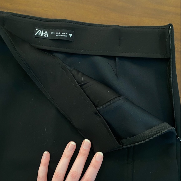 Black Zara Mini Skirt - Picture 6 of 6